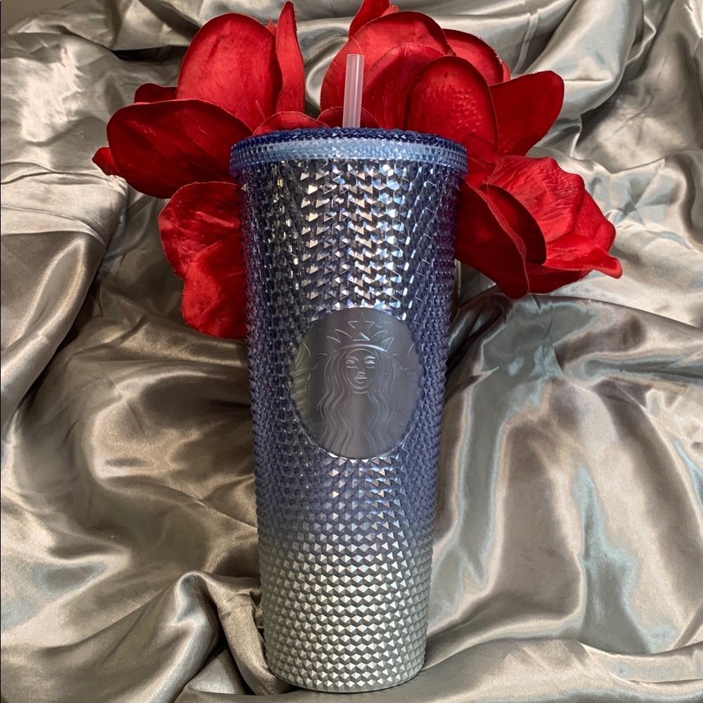🌹 BEAUTIFUL Starbucks 24 oz Iridescent Blue to Silver Studded Tumbler •